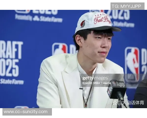 杨瀚森首月表现提升显著期待在G联赛中展现真正实力与潜力