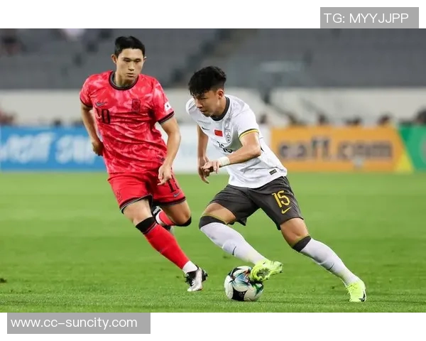 U15国足角球失误直接出底线展现脚法不足引发热议