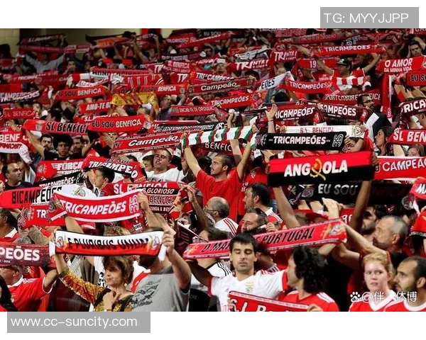 拜仁慕尼黑德甲赛季火力全开创历史第二佳绩107球震撼足坛