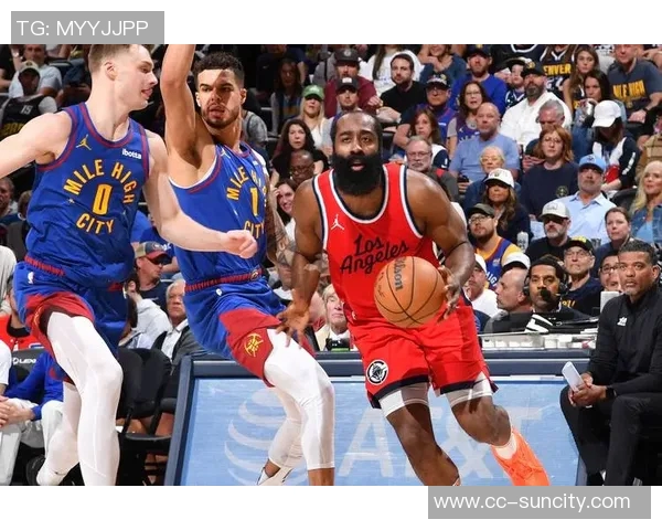 詹姆斯强调尼克史密斯在AR缺阵时的重要性与进攻角色