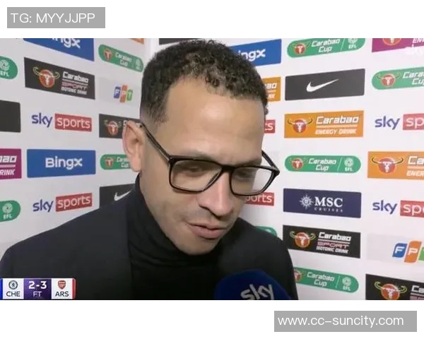 阿森纳跟队分析罗塞尼尔热身越界现象的普遍性与影响 阿森纳跟队分析罗塞尼尔热身越界现象的普遍性与影响